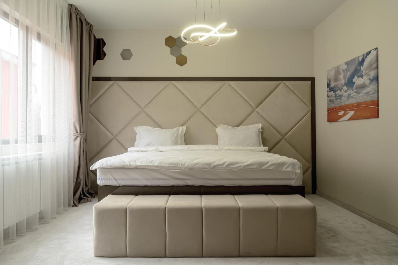 Cappo Suites Veliko Turnovo Bagian luar foto