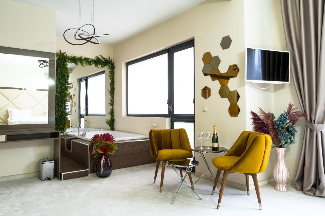 Cappo Suites Veliko Turnovo Bagian luar foto